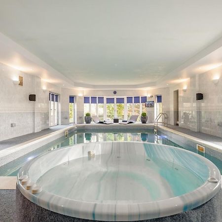 Luxury 6-Bed House With Pool Villa Glenrothes Dış mekan fotoğraf