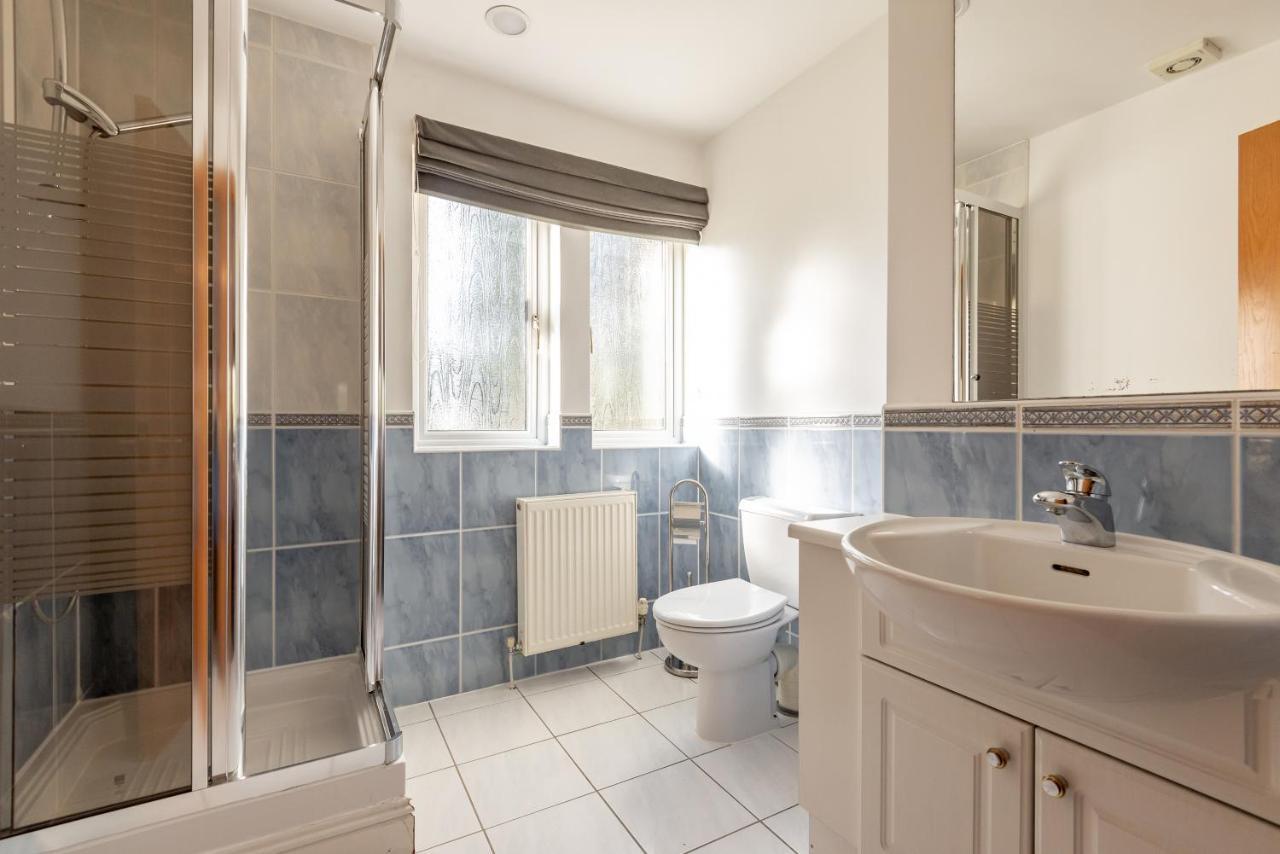 Luxury 6-Bed House With Pool Villa Glenrothes Dış mekan fotoğraf